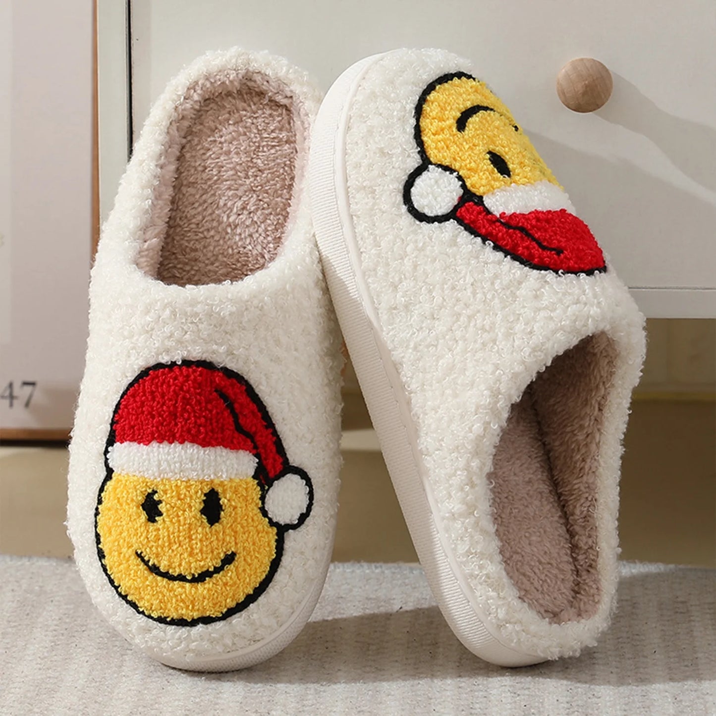 Smile Face Slippers for Women Men, Anti-Slip Soft Plush House Slippers with Memory Foam Slip Cute Cartoon Shoes Warmth for Indoor Outdoor（42/43）